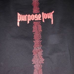 Pull over sweatshirt